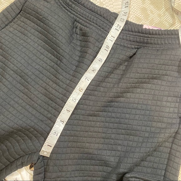 Black quilted high waisted cargo style joggers - Picture 10 of 16